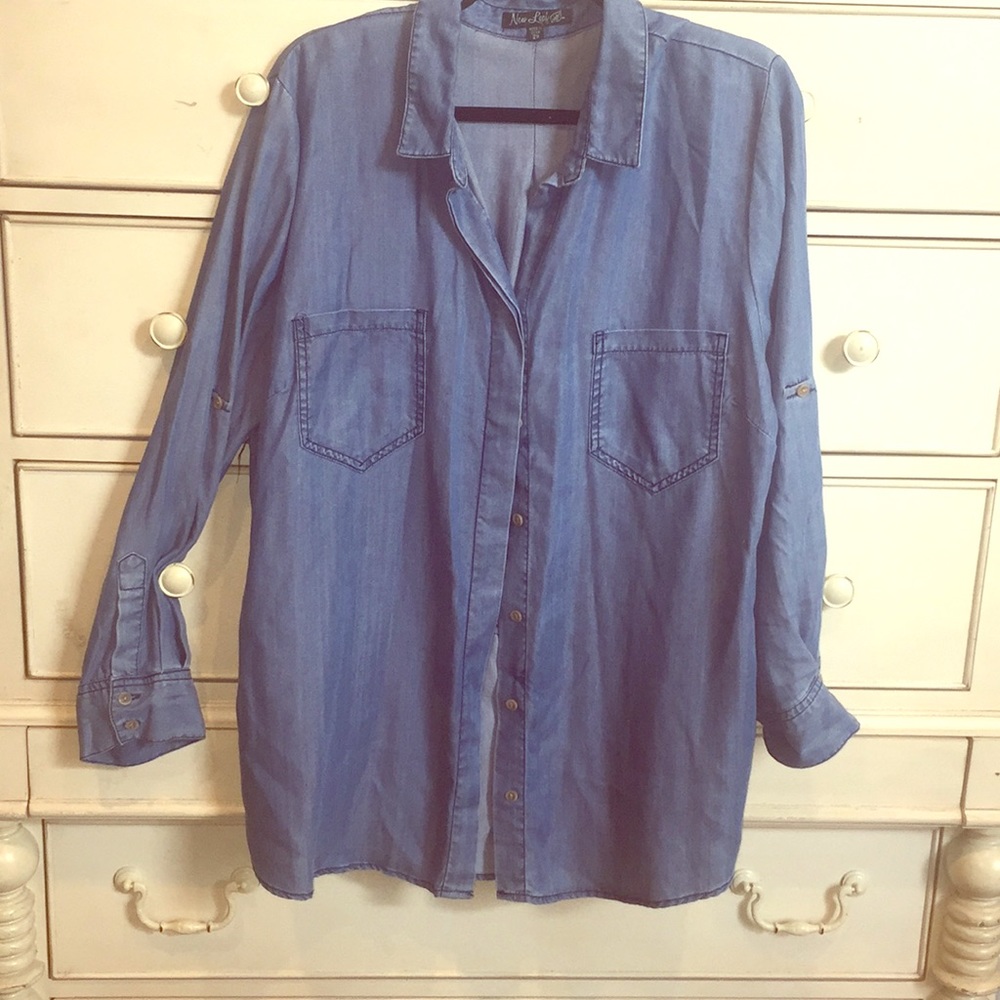 EUC Tencel denim shirt.